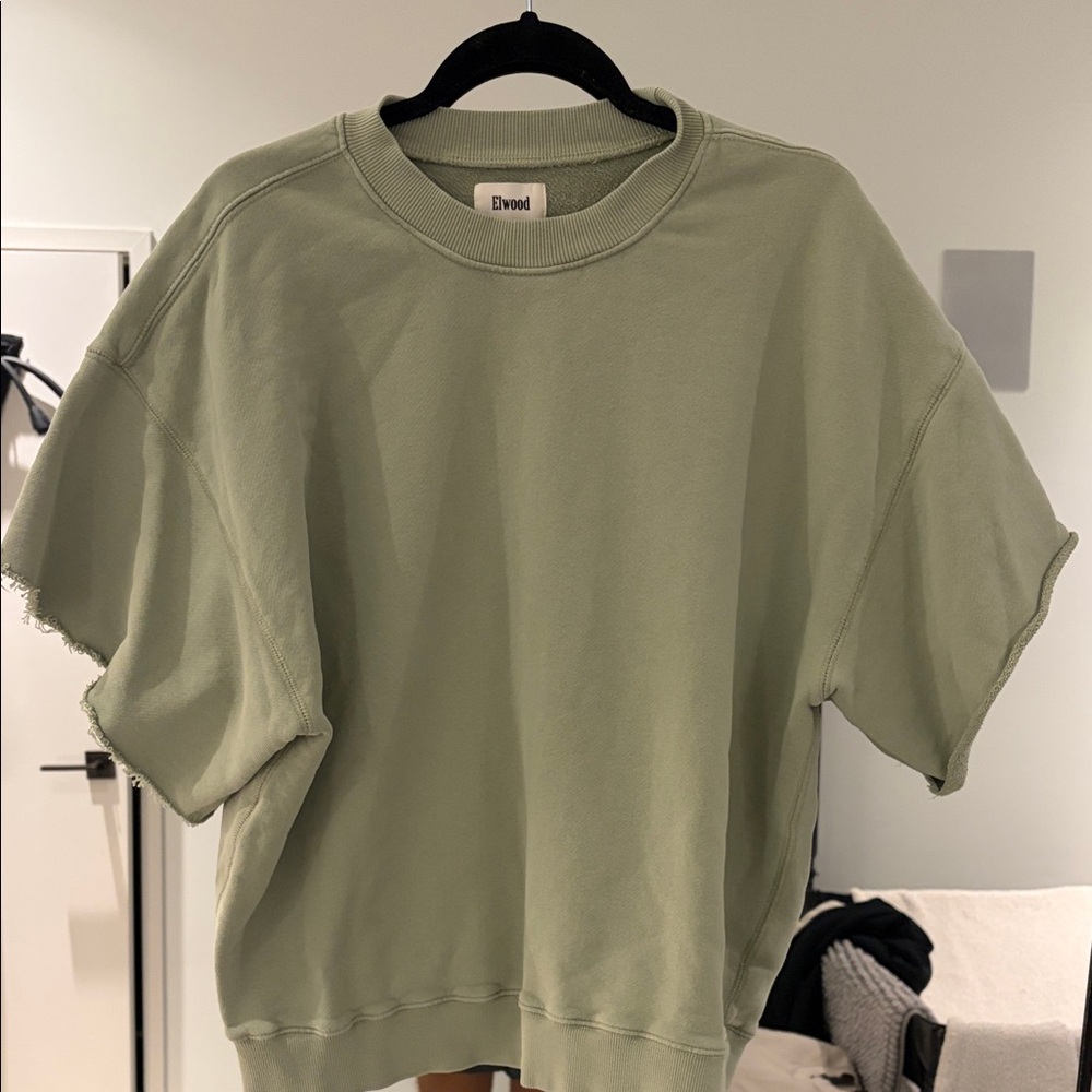 Elwood Men’s Sage Green Sweater Tee